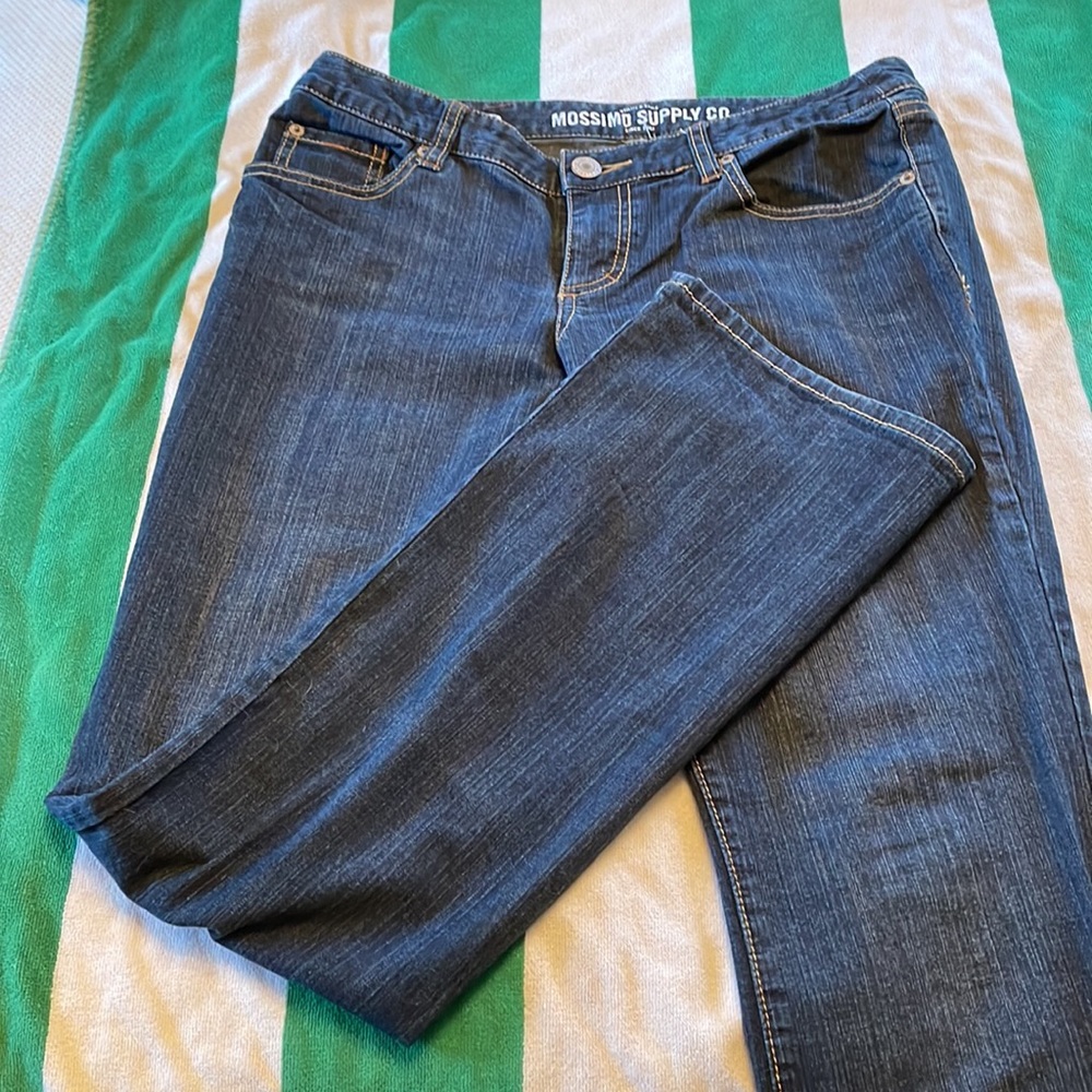 Like new bootcut jeans. - Picture 2 of 5
